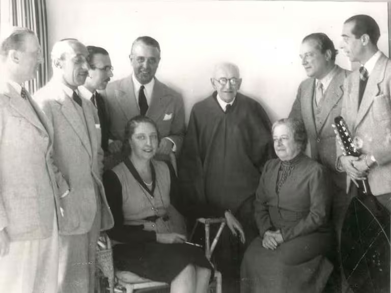 Manuel de Falla y Rafael Alberti en Argentina en algunas de las últimas fotos del genial músico