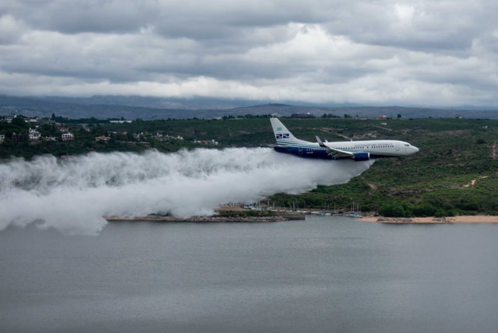 Protocolo de Incendios: Córdoba y Santiago del Estero, en un operativo conjunto con el avión más grande de Latinoamérica