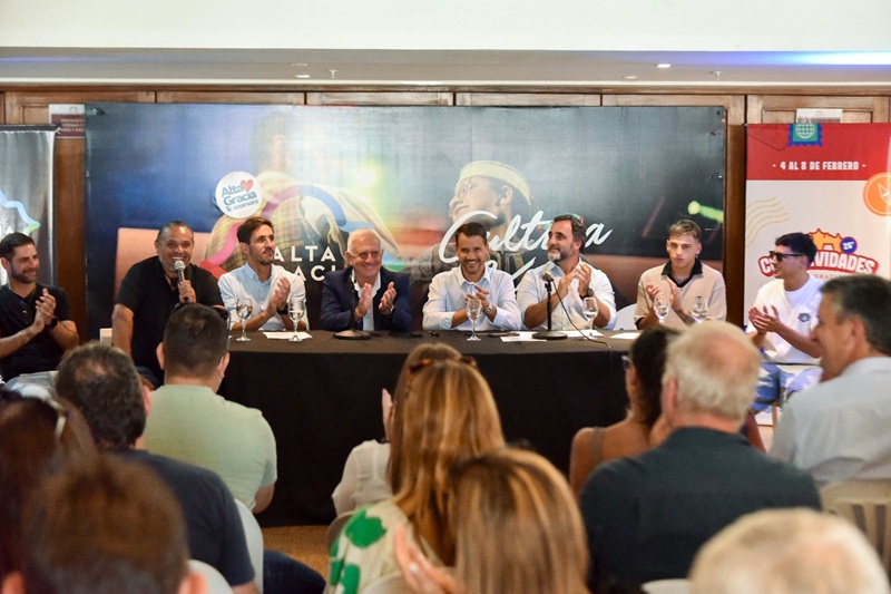 Con el Indio Rojas y Los Herrera, se lanzó la temporada de Verano de Alta Gracia