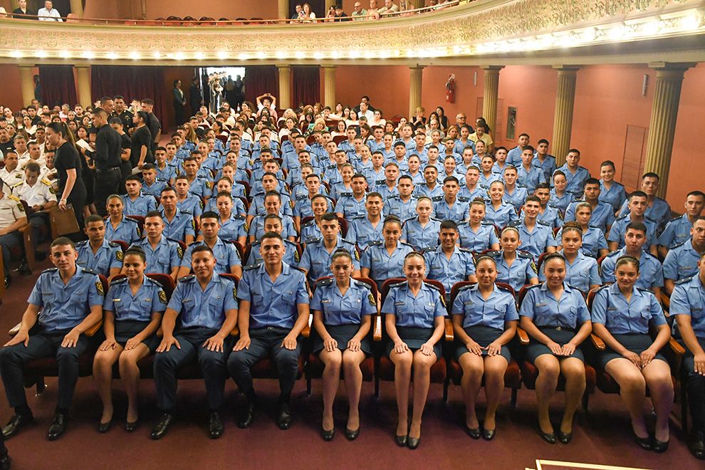 El Servicio Penitenciario festejó la graduación de la 45° promoción del cuerpo seguridad de la Escuela de Cadetes