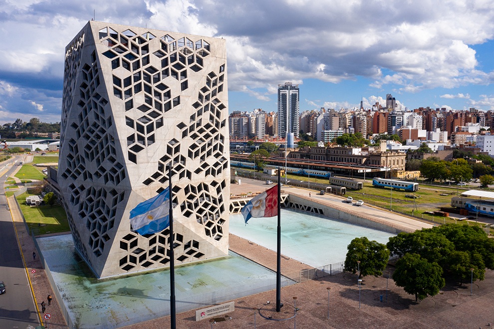 El Gobierno ratifica voluntad de acuerdo con docentes y pide levantar el paro de 48 horas