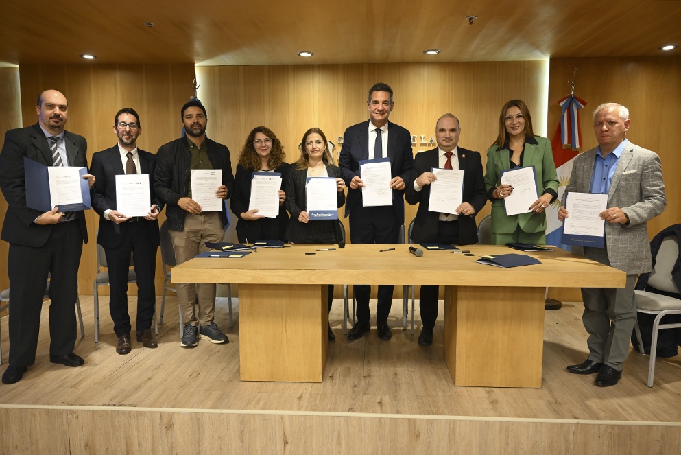 Provincia y universidades lanzaron una diplomatura para fortalecer organizaciones sociales