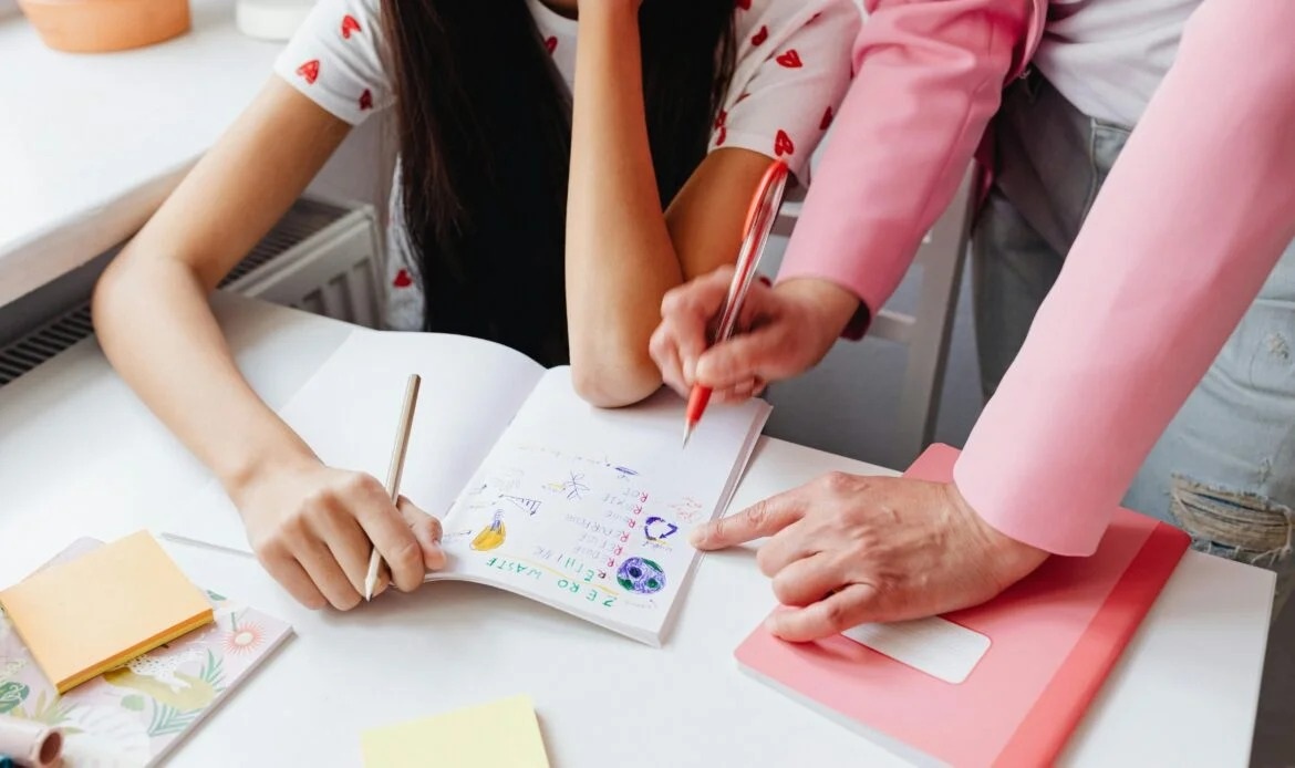 Alta Gracia: Brindan apoyo escolar gratuito para estudiantes