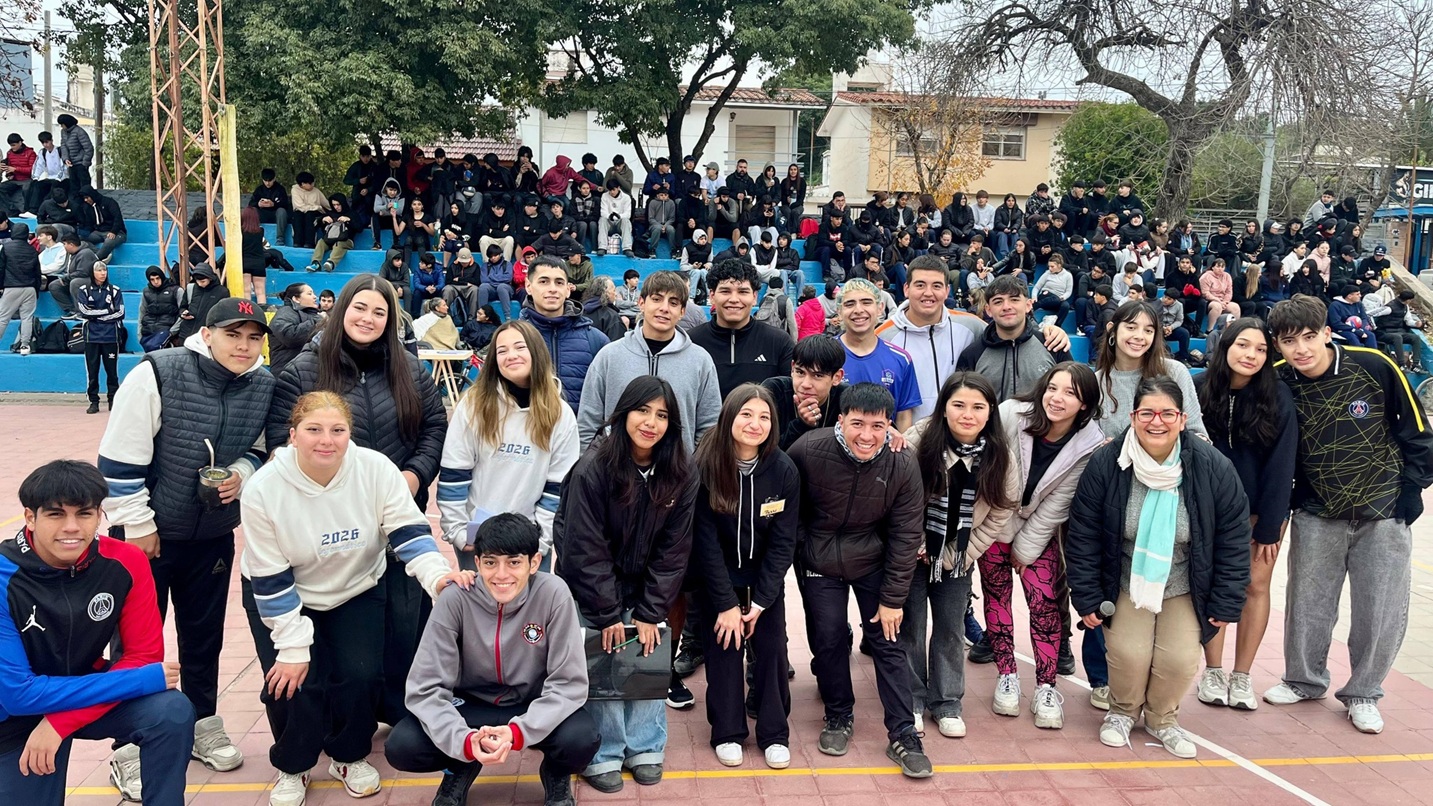 EDUCACIÓN: Más de 500 jóvenes disfrutaron de un nuevo Encuentro Deportivo