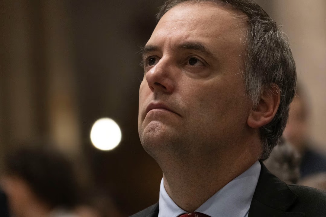 Renunció Manuel Adorni a la Jefatura de Gabinete en medio de la investigación de su patrimonio