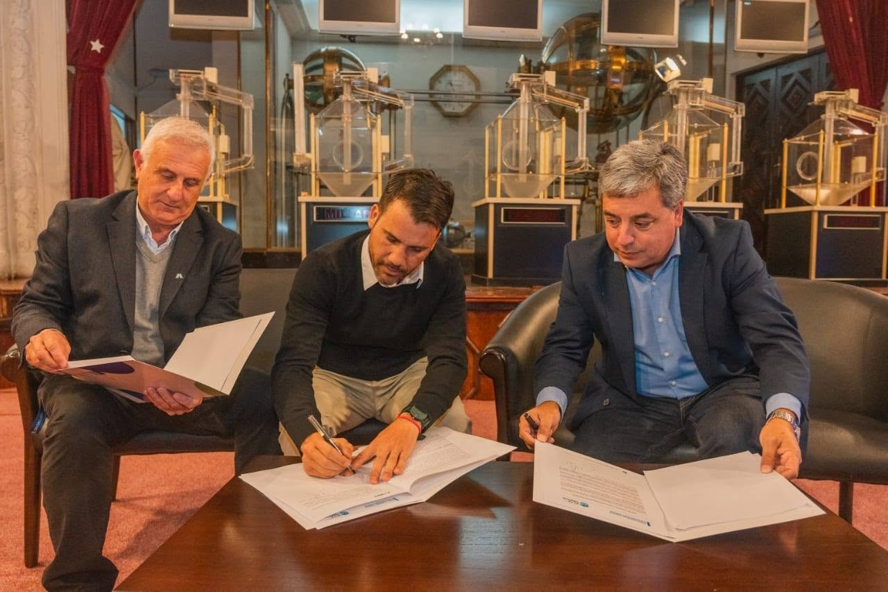 La Municipalidad de Alta Gracia y Lotería de Córdoba firmaron un convenio para poner en valor el Viejo Casino