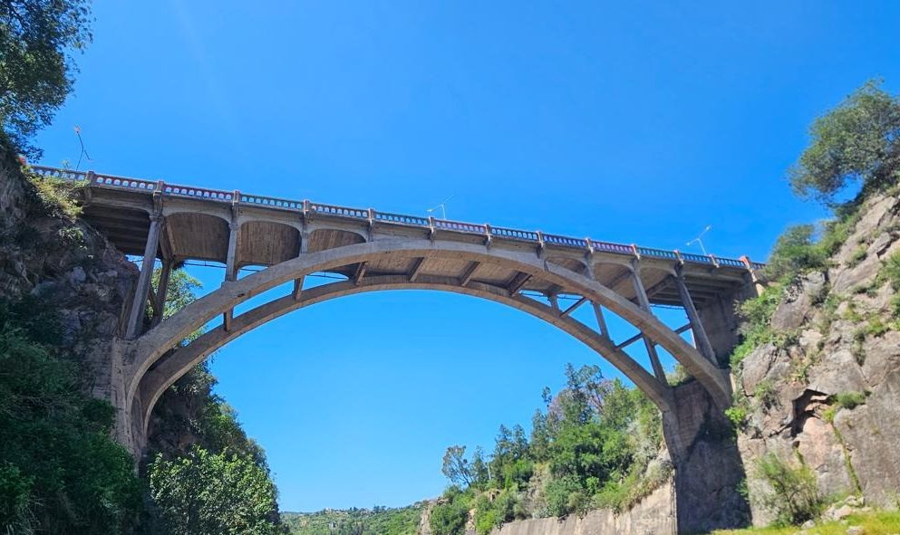 Ruta Provincial 5: restricciones al tránsito por obras en el puente sobre el vertedero del Embalse Río Tercero