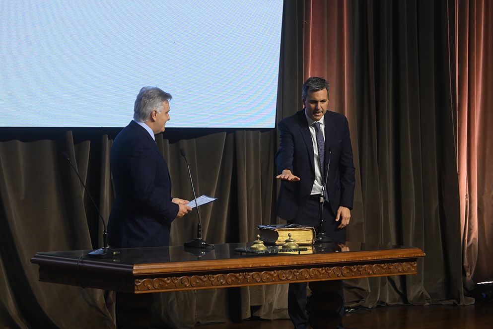 Fernando Sibilla asumió como ministro de Producción, Ciencia e Innovación Tecnológica