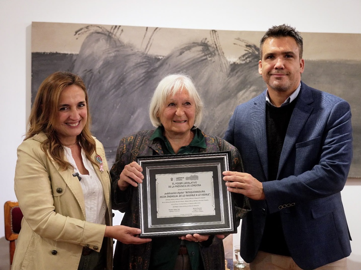 La Legislatura de Córdoba reconoció la trayectoria de Hilda Zagaglia con la presentación de un libro sobre sus 40 años de producción artística